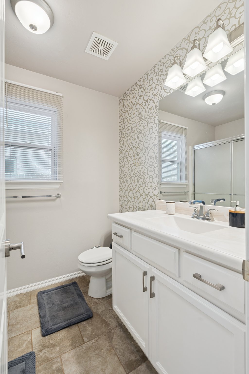 10436 NW 34th St_035.jpg