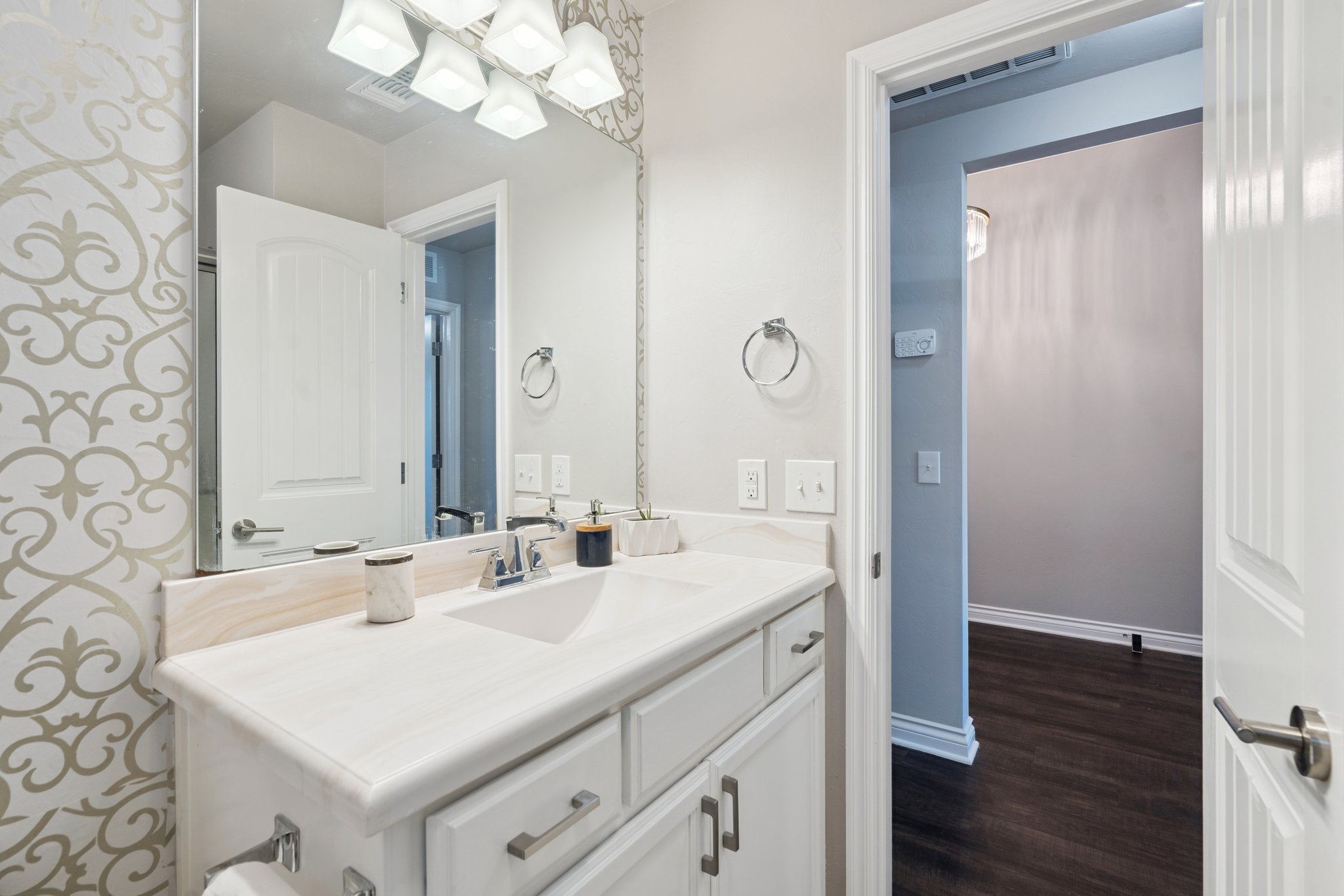 10436 NW 34th St_036.jpg