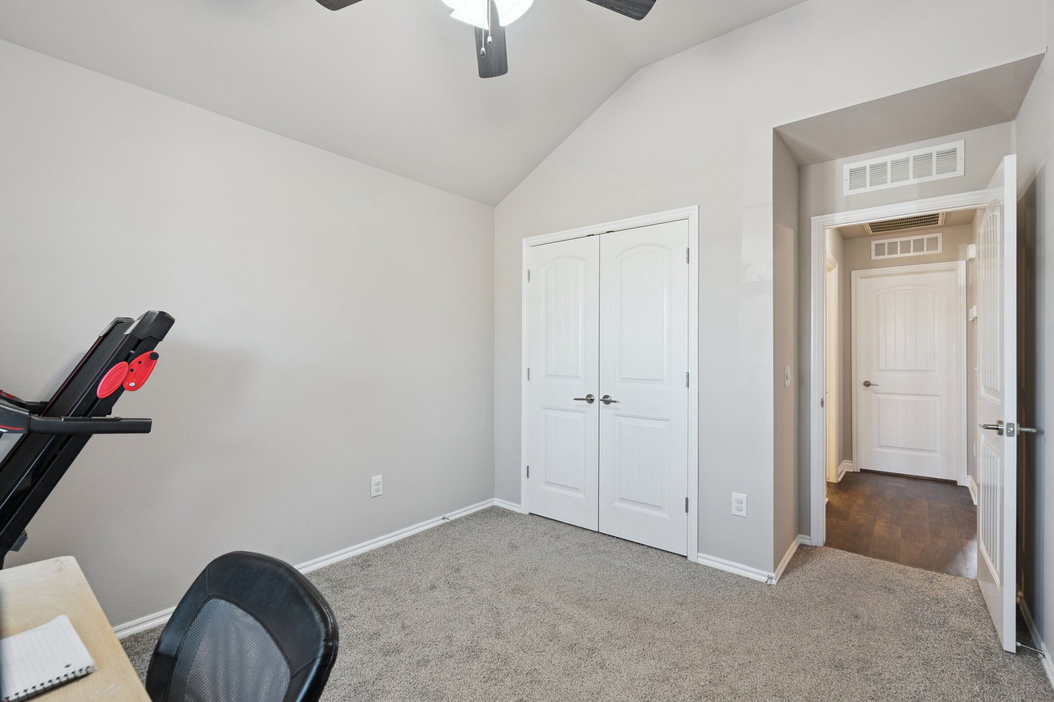 10436 NW 34th St_040.jpg