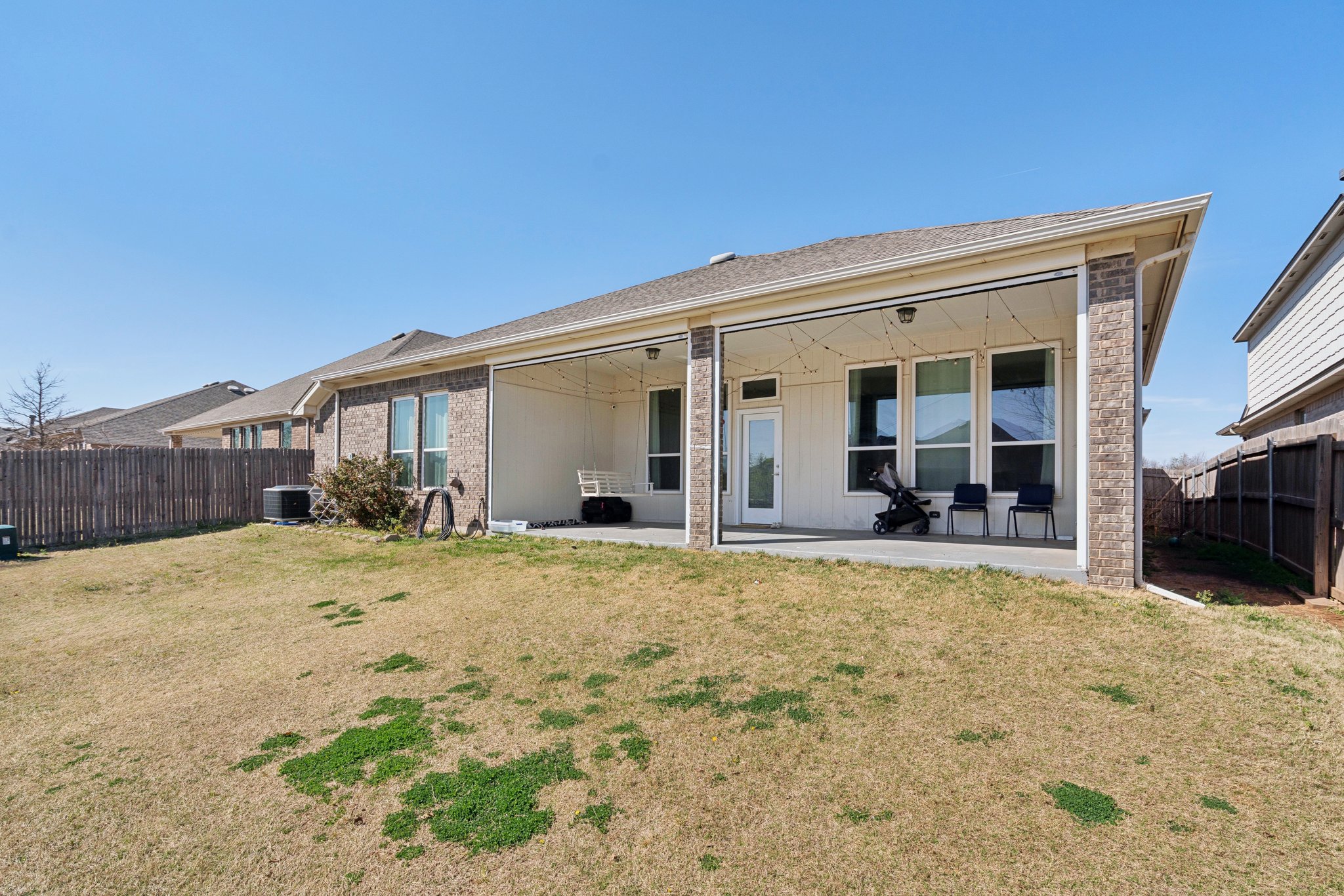 10436 NW 34th St_016 (2).jpg