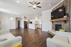 10436 NW 34th St_014.jpg