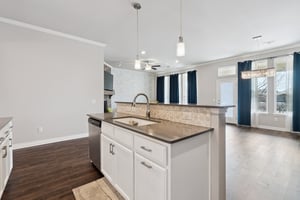 10436 NW 34th St_022.jpg