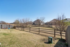 10436 NW 34th St_012 (2).jpg