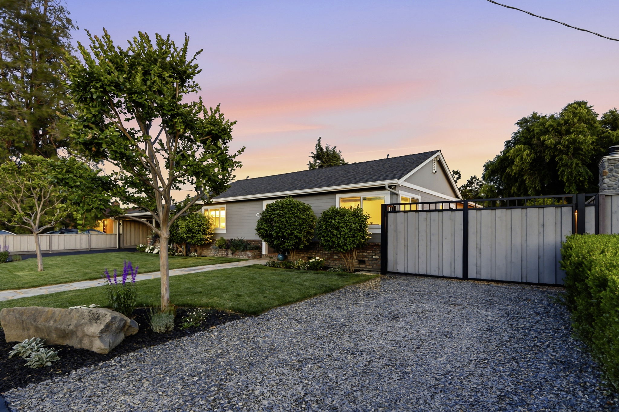 004_F8_TWILIGHT_1044 Audrey Ave