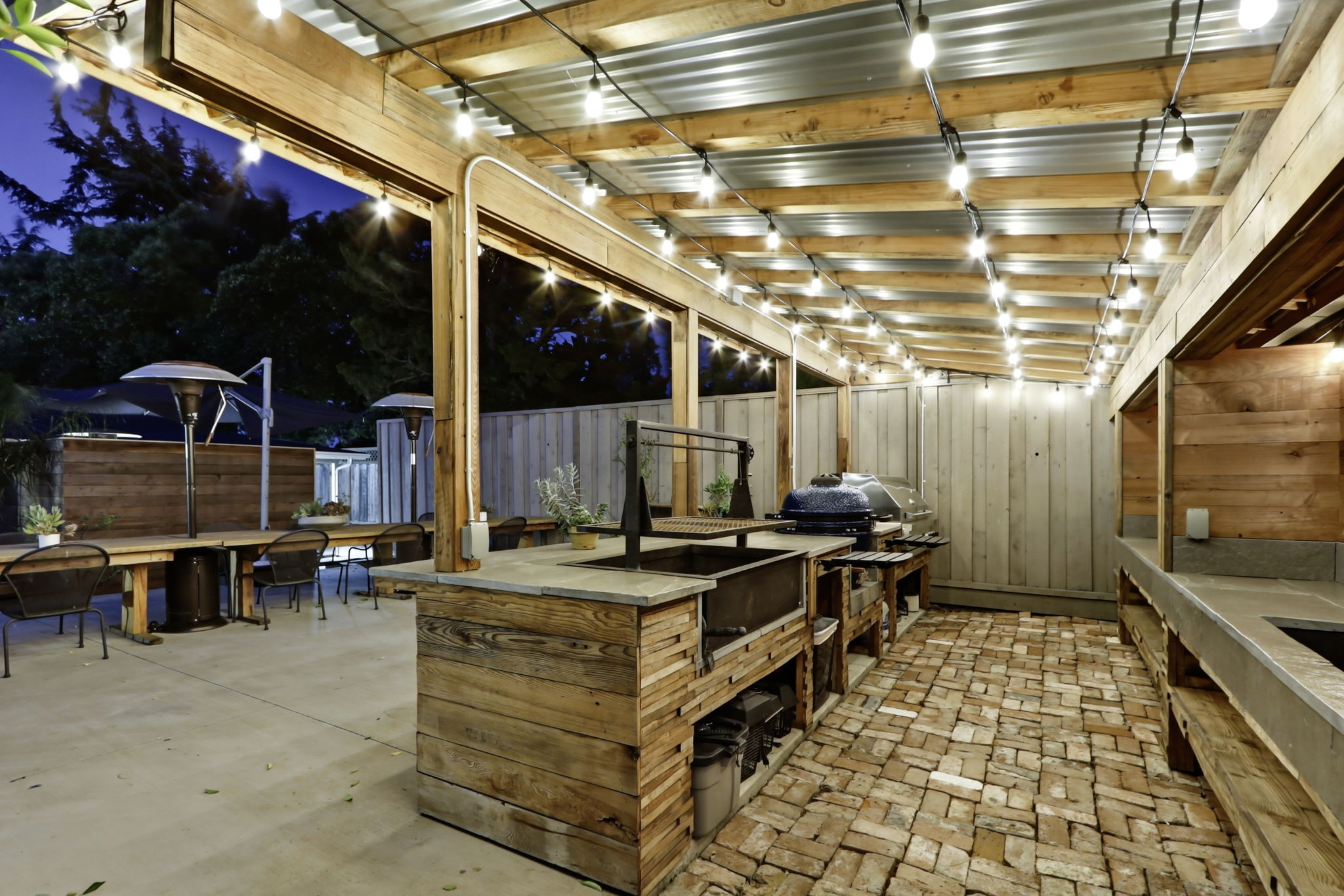 053_F8_TWILIGHT_1044 Audrey Ave