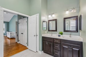Glendevon Dr-S1707-023.jpg