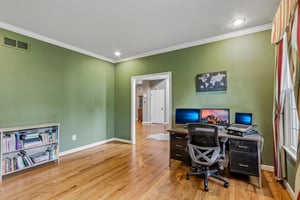 Glendevon Dr-S1707-026.jpg