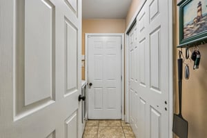 Glendevon Dr-S1707-041.jpg