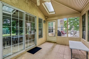 Glendevon Dr-S1707-050.jpg