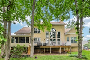 Glendevon Dr-S1707-055.jpg