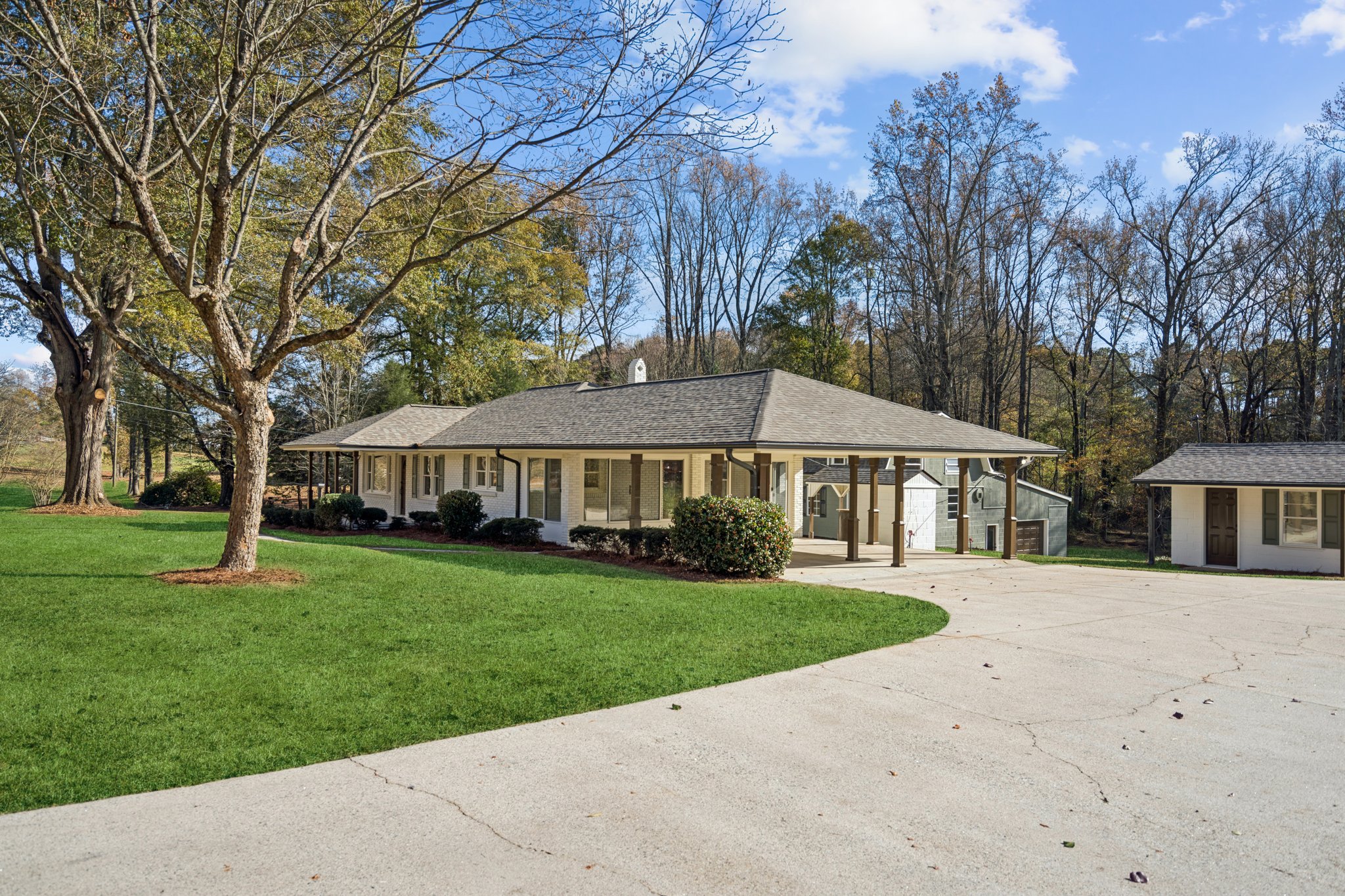 Local_Flavor_films- 1044 McClure Dr, Cumming, GA 30028-106.jpg