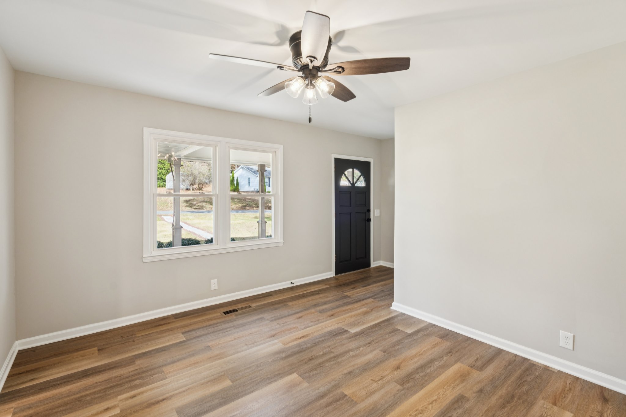 Local_Flavor_films- 1044 McClure Dr, Cumming, GA 30028-136.jpg