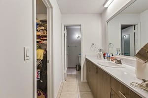 NW 83rd Ave B59-S2404-022.jpg