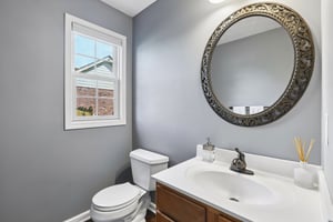 Pawtucket Dr-S0909-027.jpg