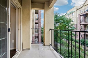 Rockhurst Dr 201-S0110-015.jpg