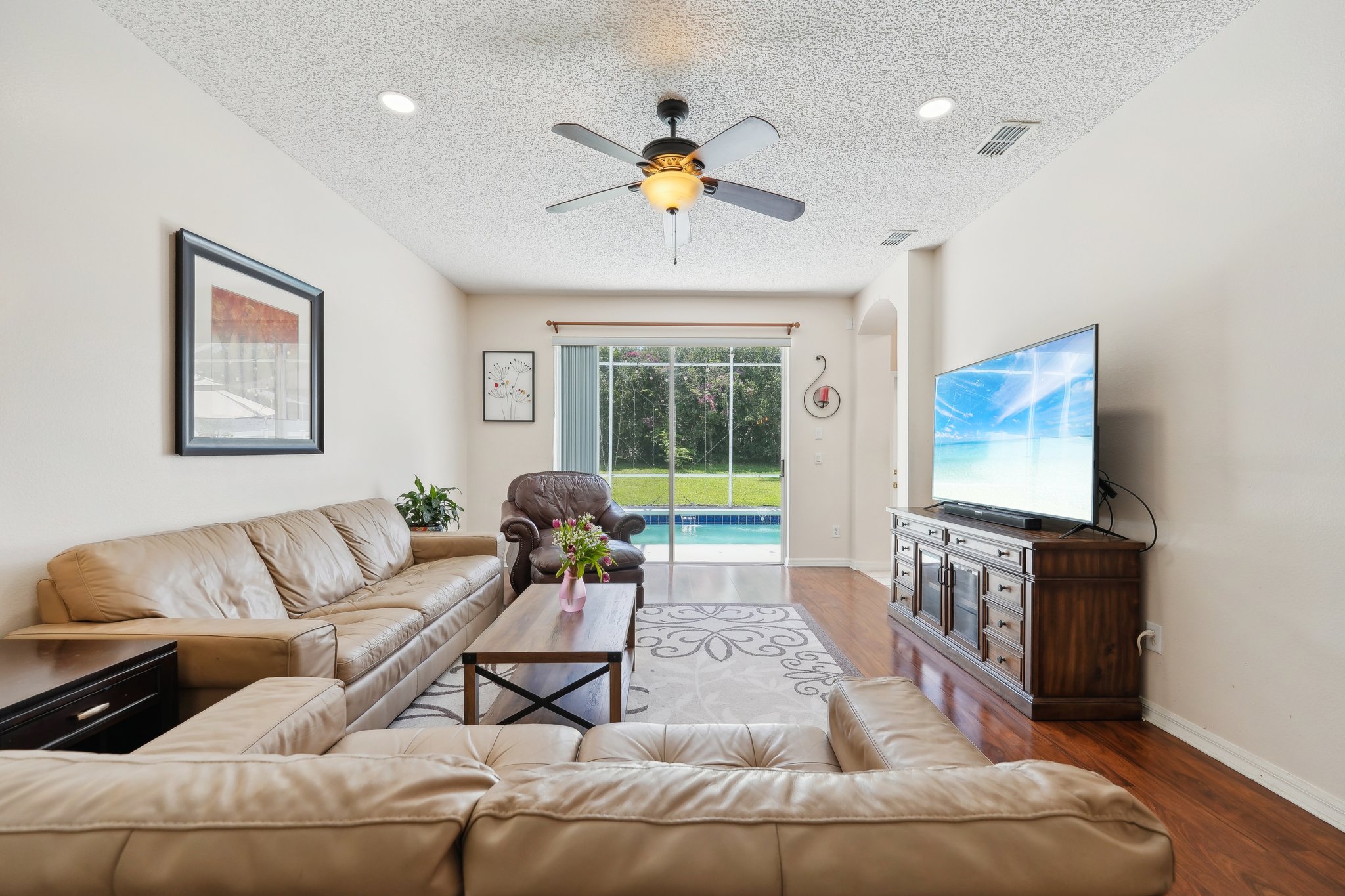 Royal Saint George Dr-009.jpg