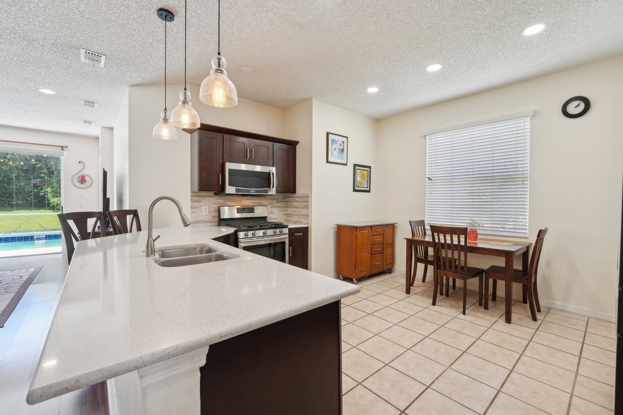 Royal Saint George Dr-016.jpg