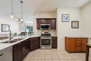 Royal Saint George Dr-019.jpg