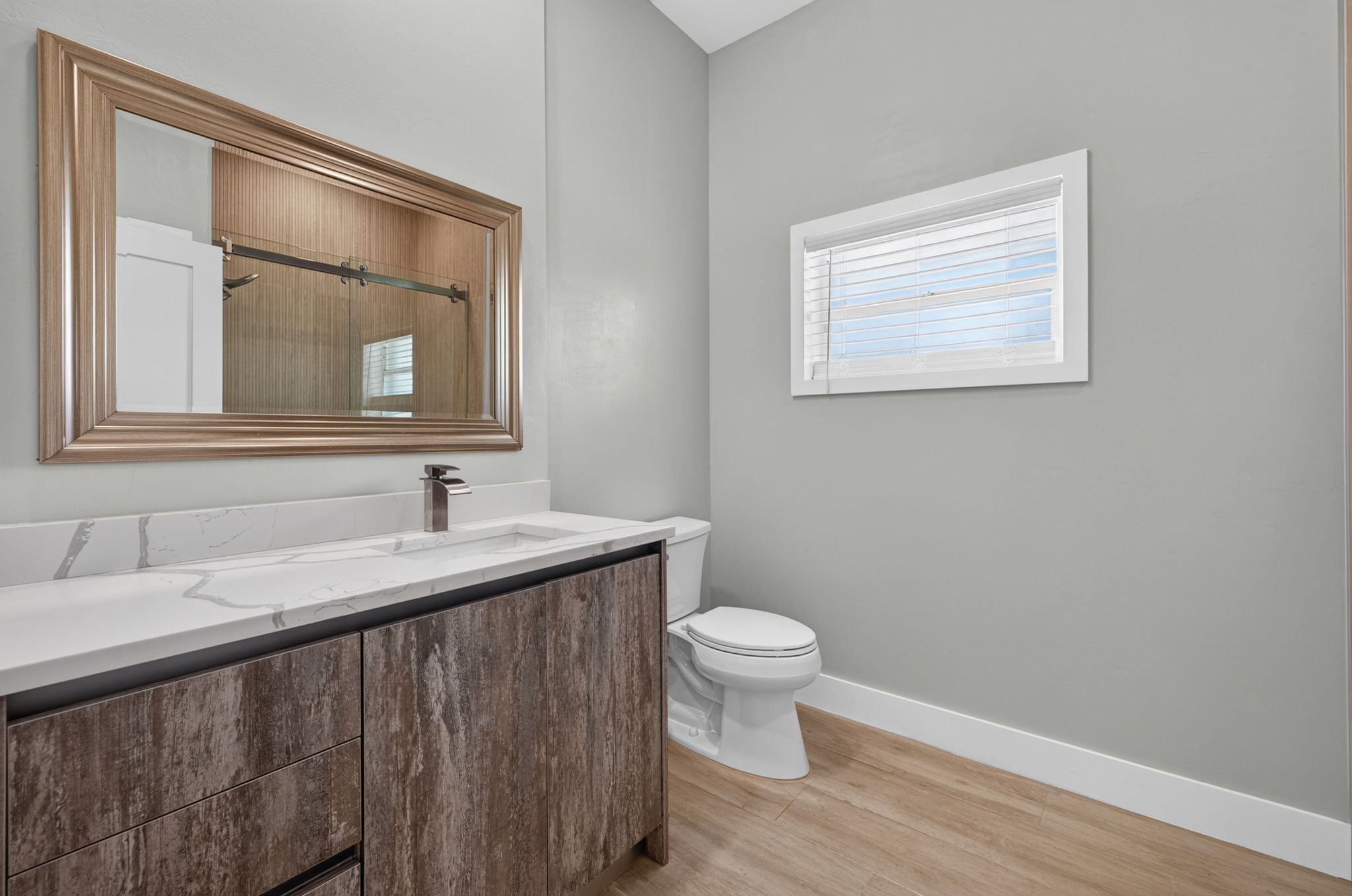 Guest Bathroom 2 - 1 of 2