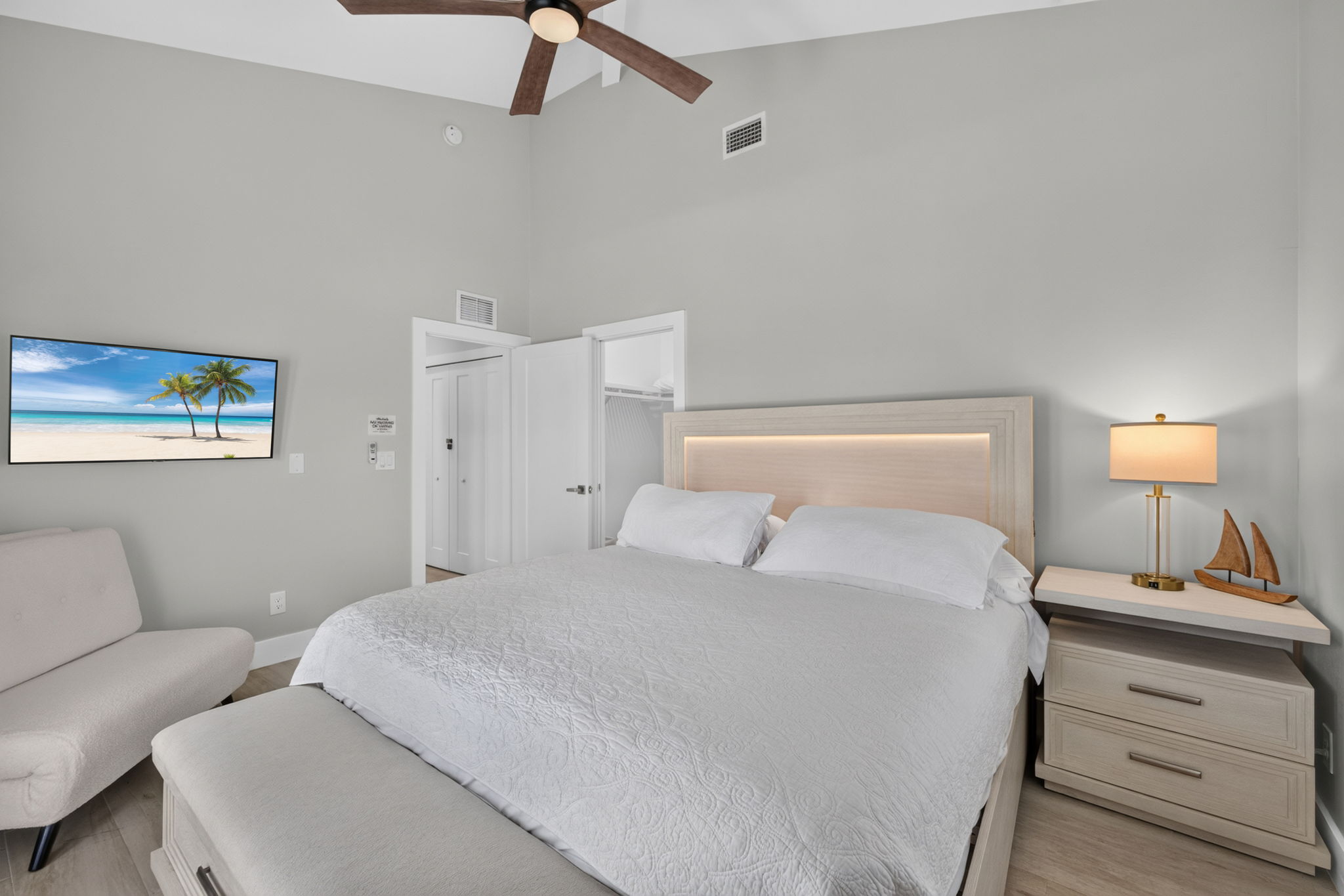 Guest Bedroom 3 - 2 of 2