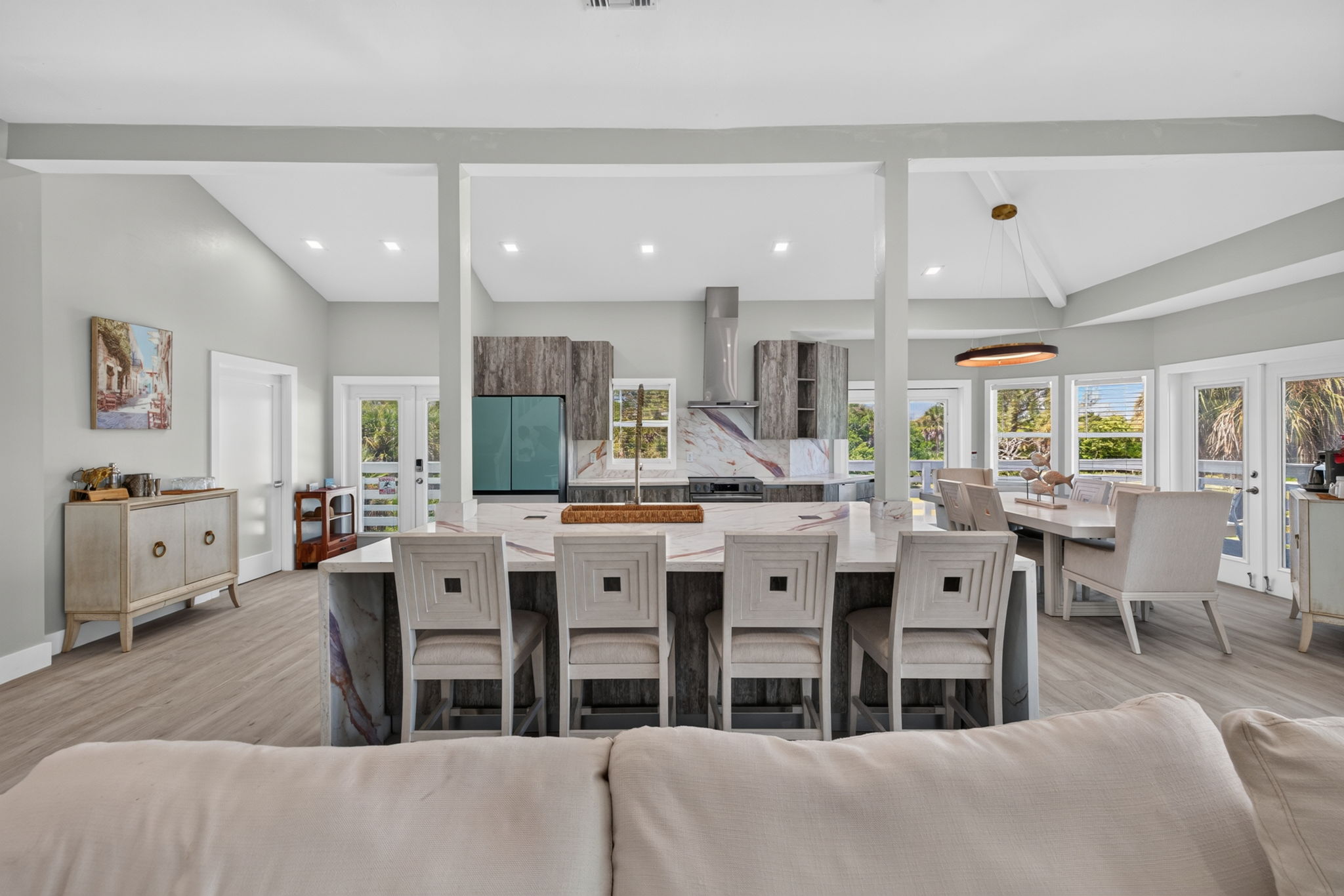 Breakfast Bar 2 of 2