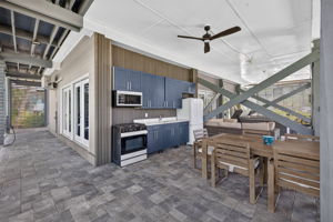 Outdoor Kitchen 4 of 3