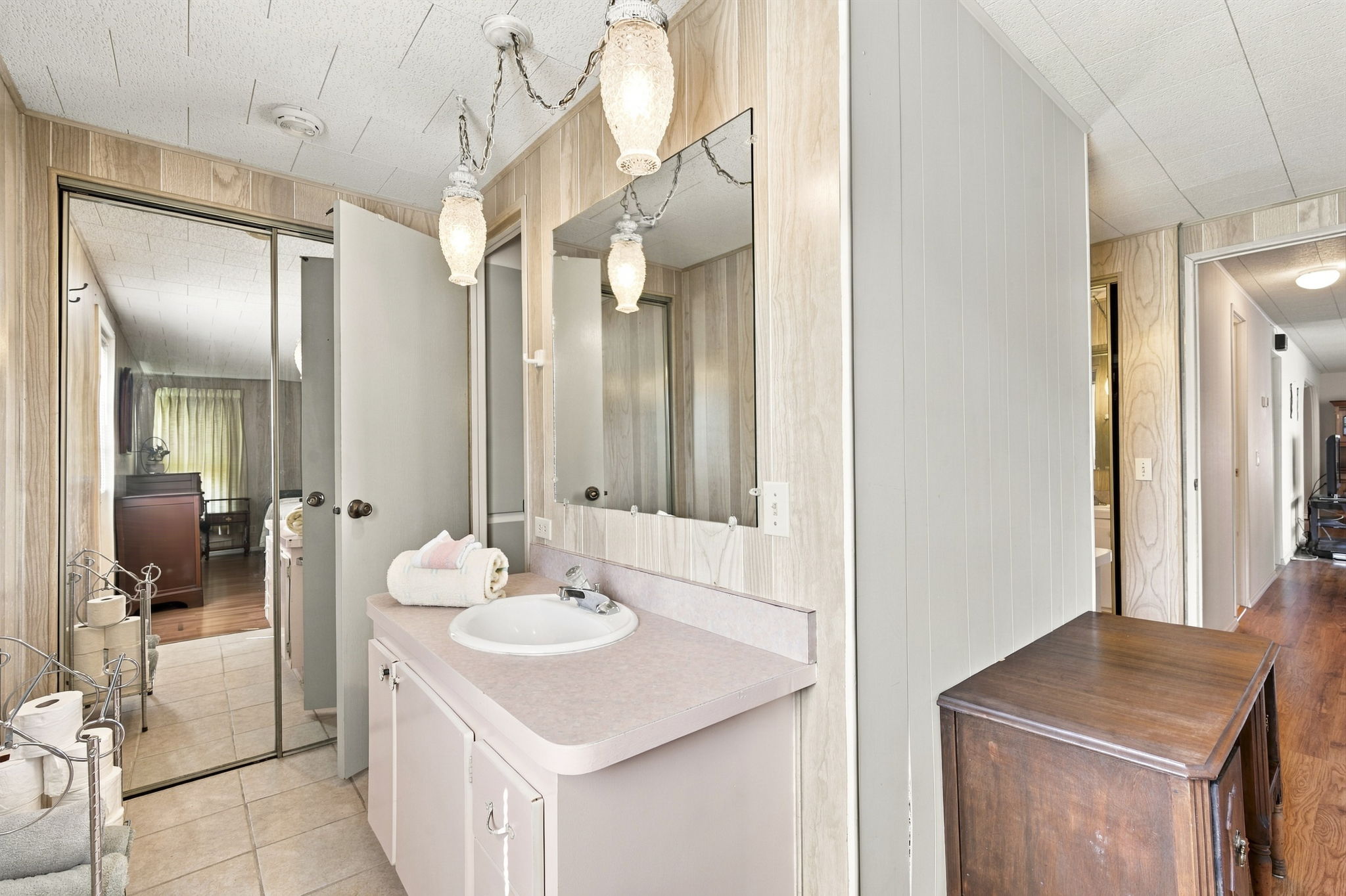 Interiors (12)