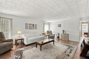 Interiors (3)