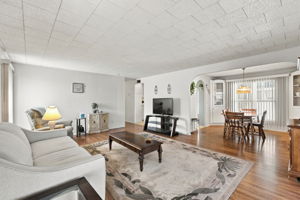 Interiors (4)