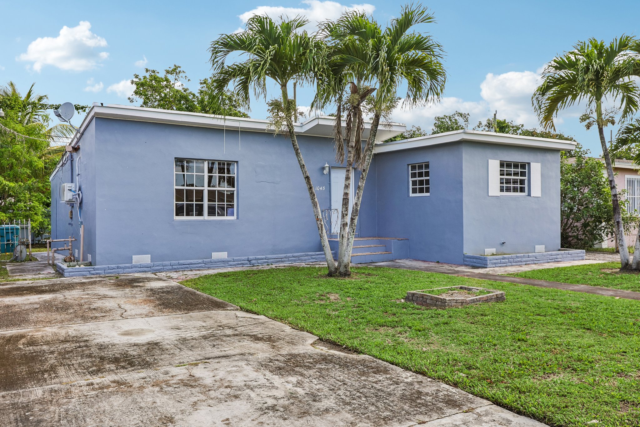 NW 115th St-S2605-002.jpg