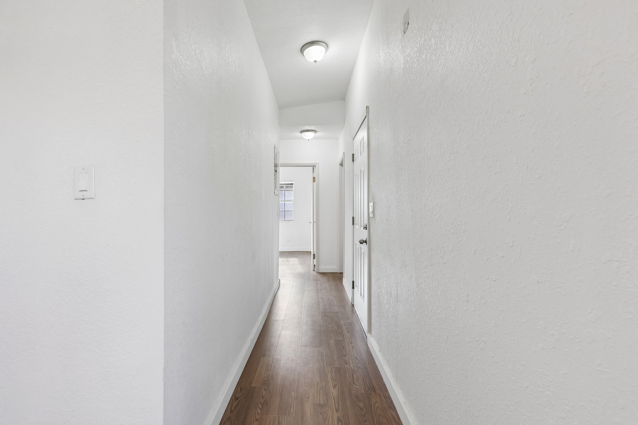 NW 115th St-S2605-007.jpg