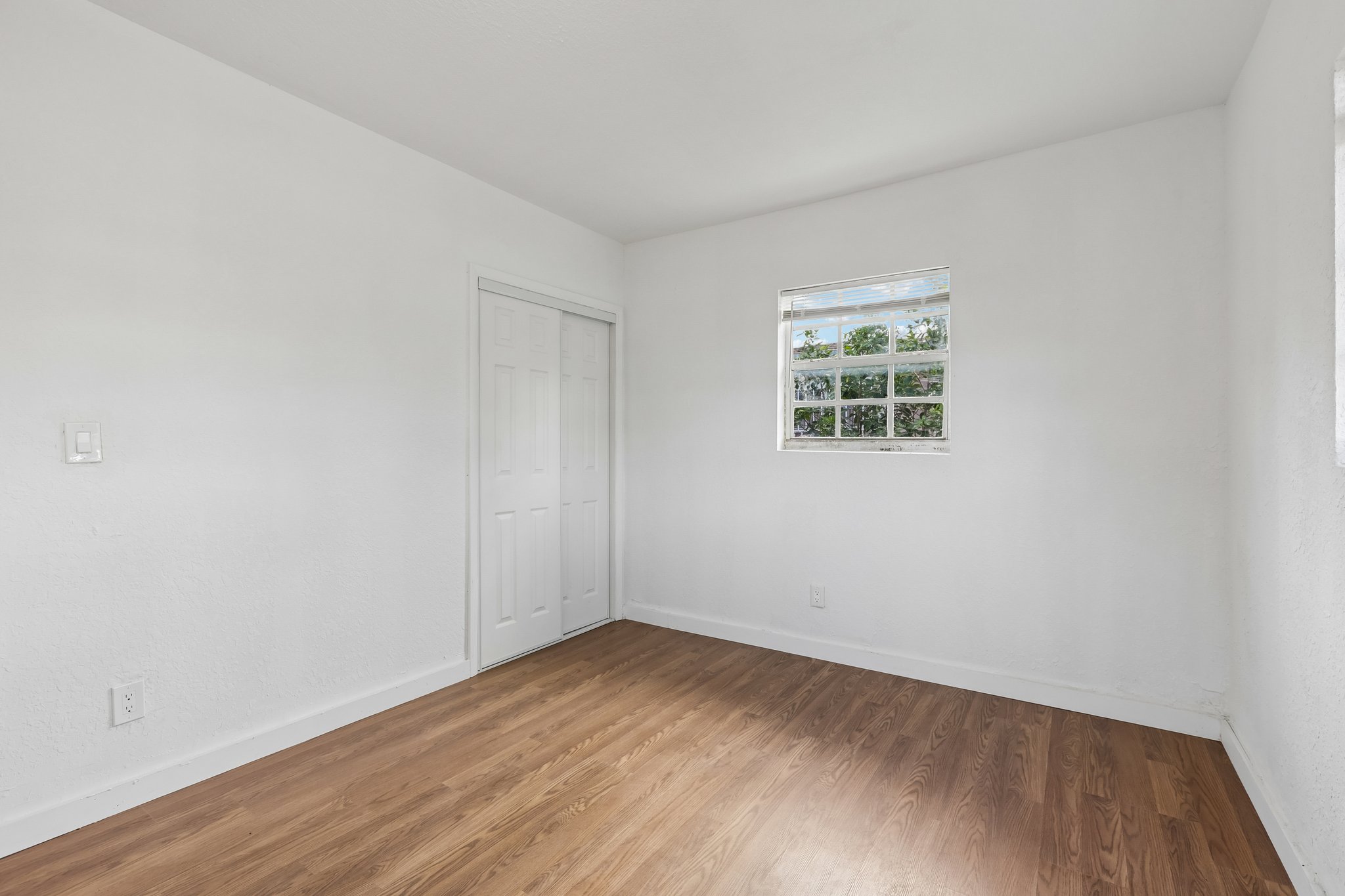 NW 115th St-S2605-018.jpg