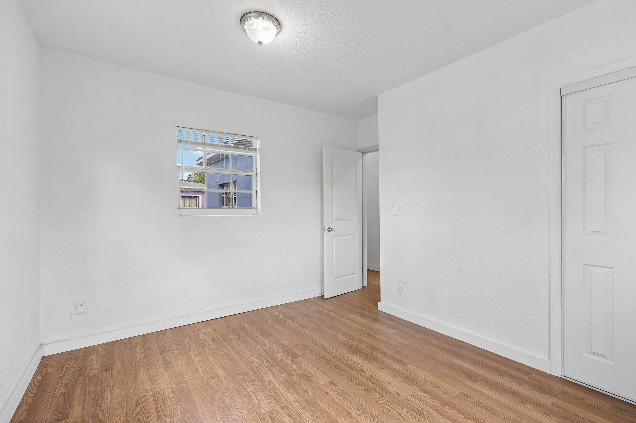 NW 115th St-S2605-019.jpg