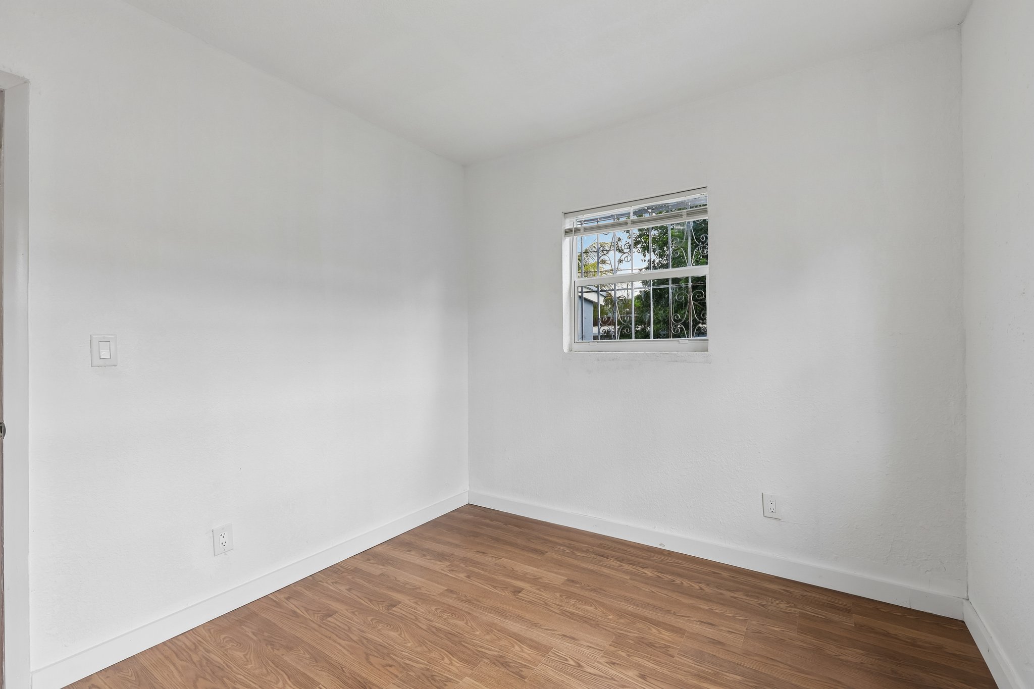 NW 115th St-S2605-024.jpg