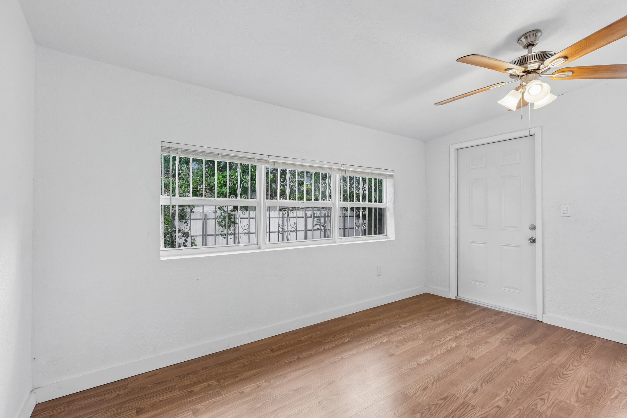 NW 115th St-S2605-028.jpg
