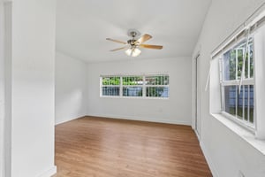 NW 115th St-S2605-026.jpg