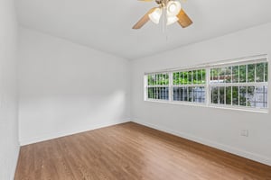 NW 115th St-S2605-027.jpg