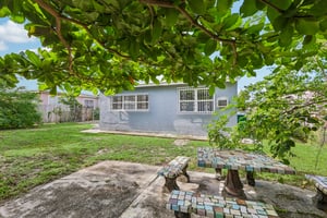 NW 115th St-S2605-034.jpg