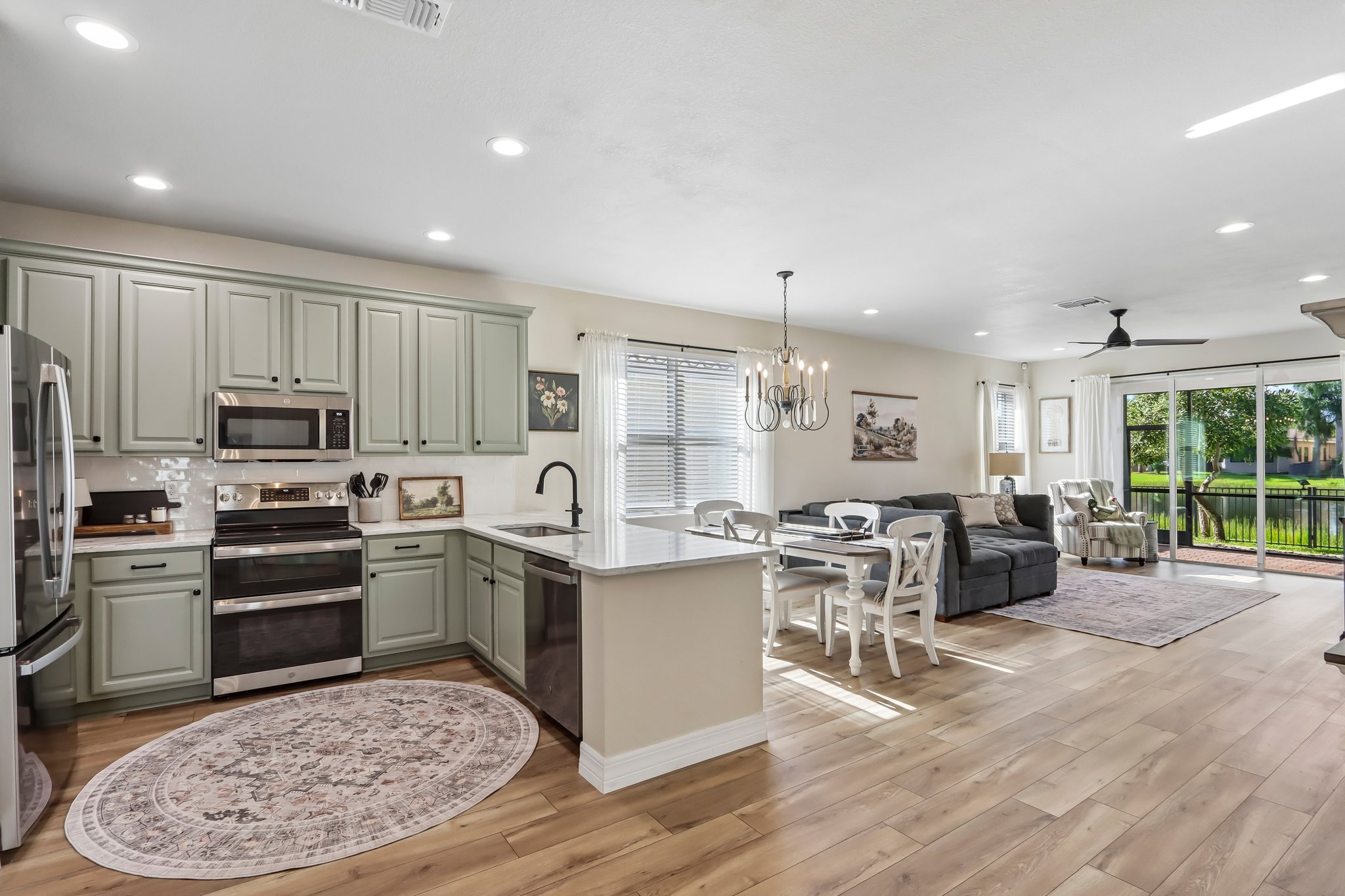 Spruce Pine Ct-S1309-008.jpg