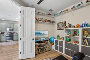 Spruce Pine Ct-S1309-012.jpg