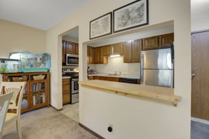  10451 Greenbrier Road #113, Minnetonka, MN 55305, US Photo 4