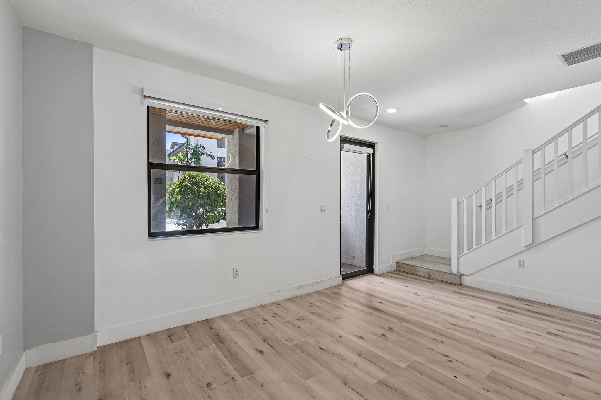 NW 82nd St-S2804-003.jpg