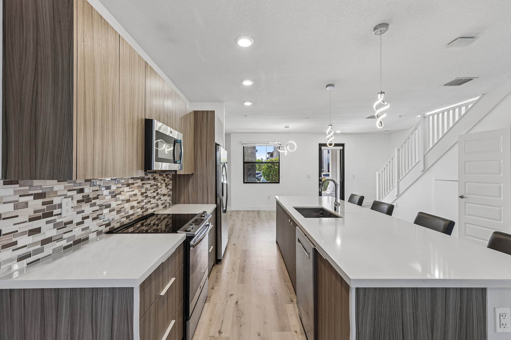 NW 82nd St-S2804-013.jpg