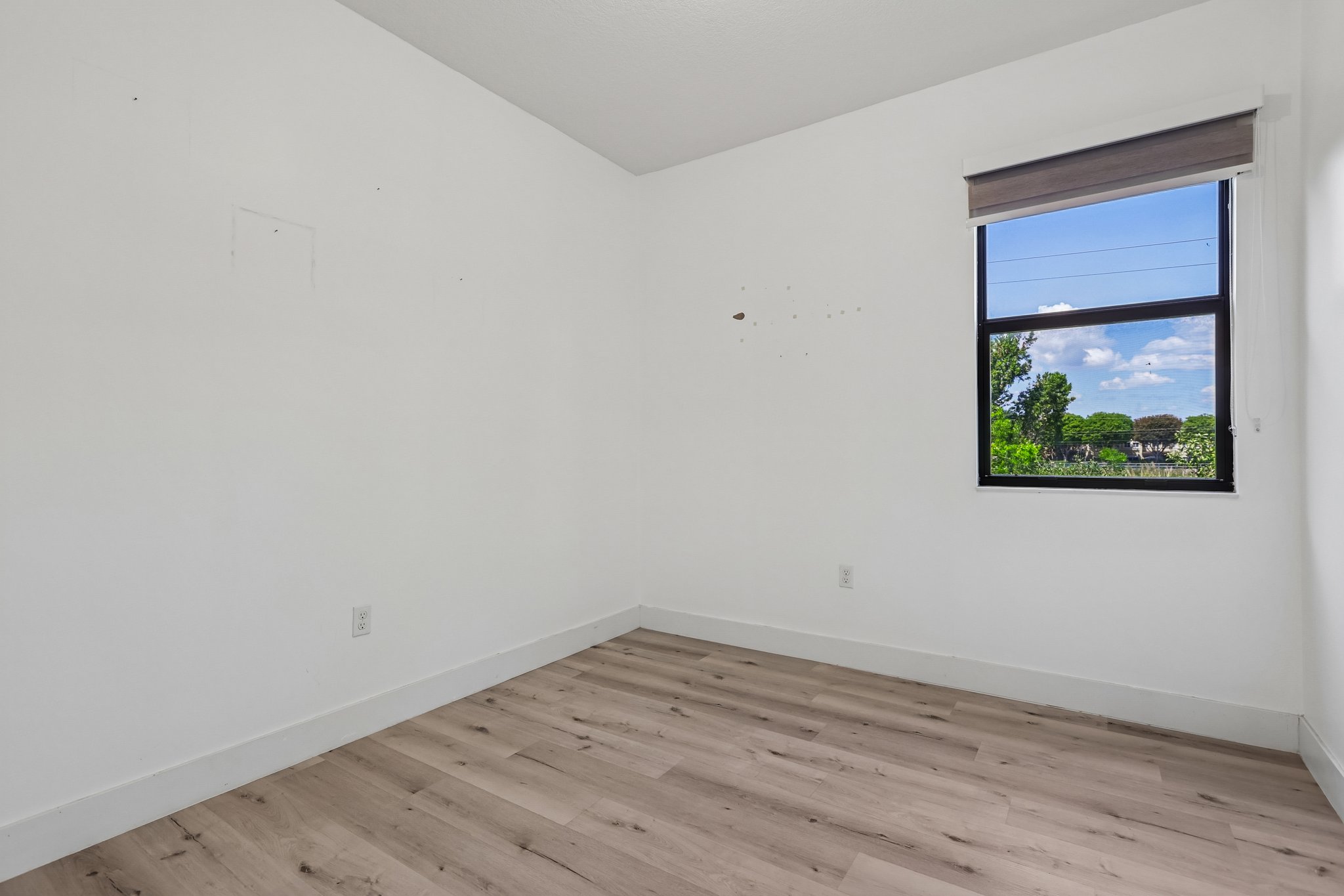 NW 82nd St-S2804-025.jpg
