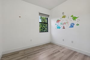 NW 82nd St-S2804-028.jpg