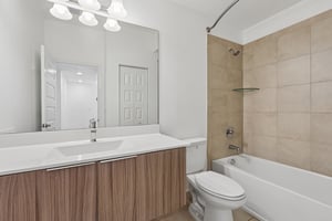 NW 82nd St-S2804-033.jpg