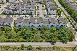 NW 82nd St-S2804-046.jpg
