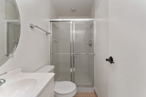  Photo 37