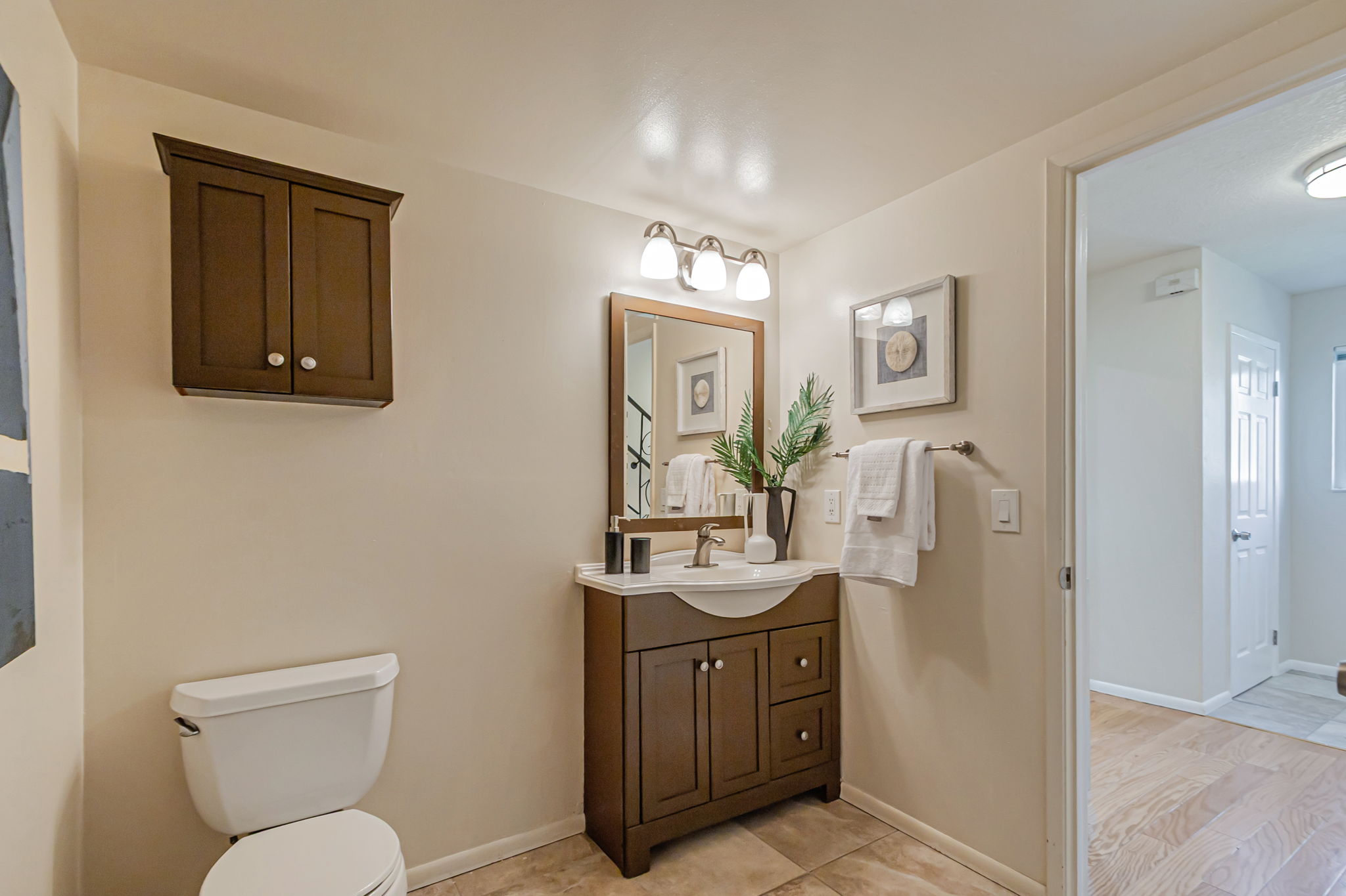 049_ 10458 Lockwood Dr