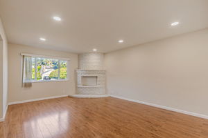 015_ 10458 Lockwood Dr
